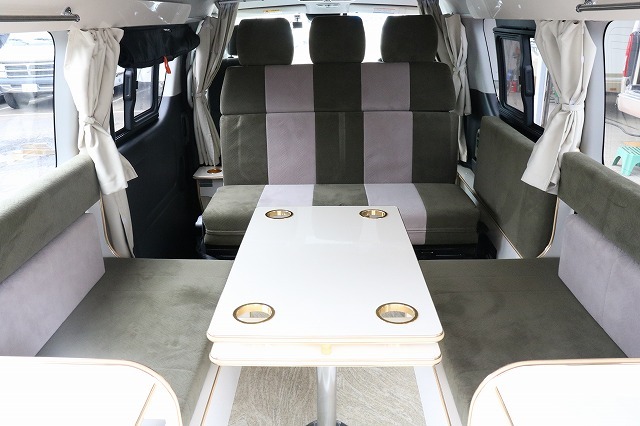 キャンピングカーバンコン