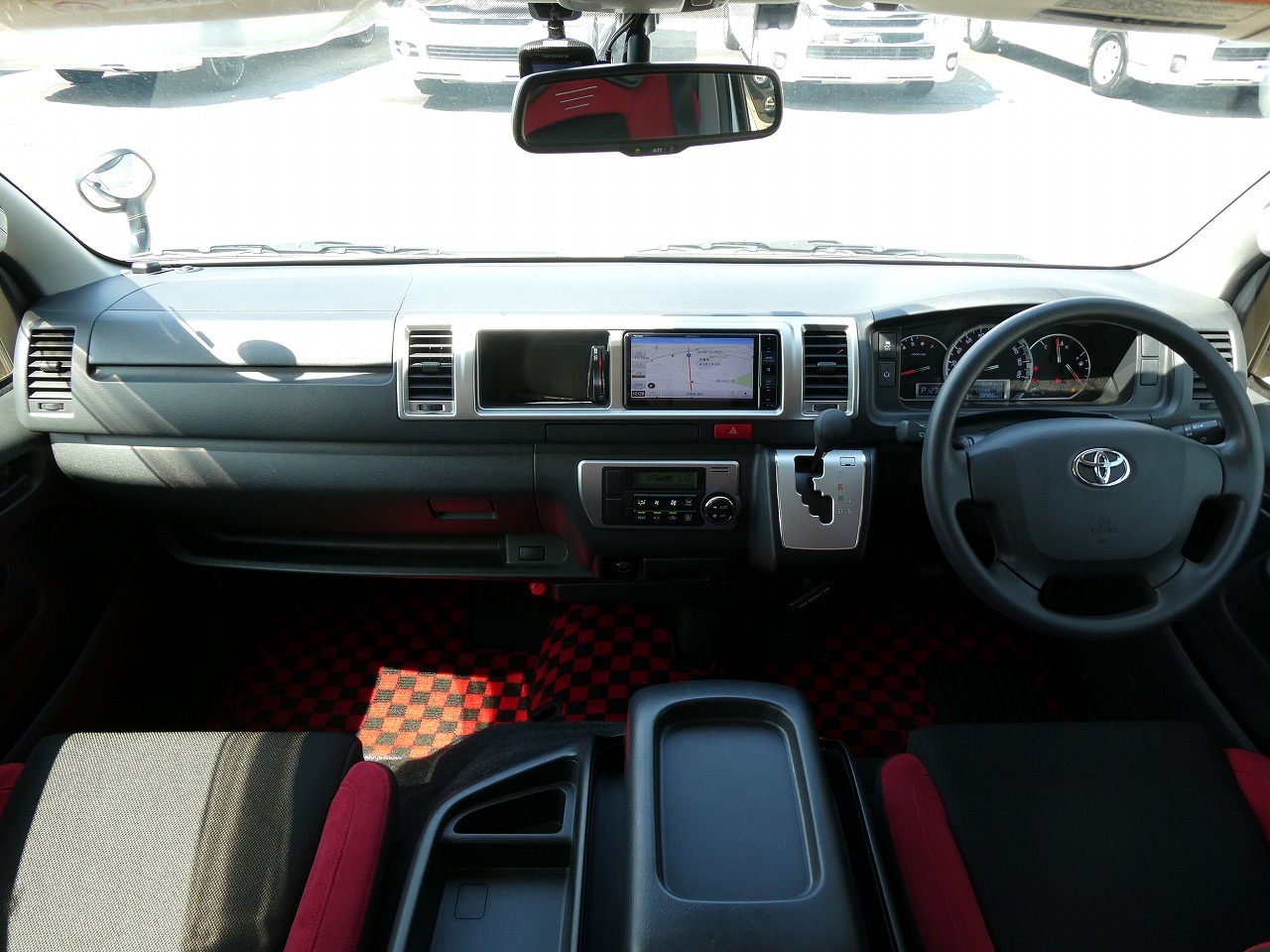 キャンピングカーバンコン