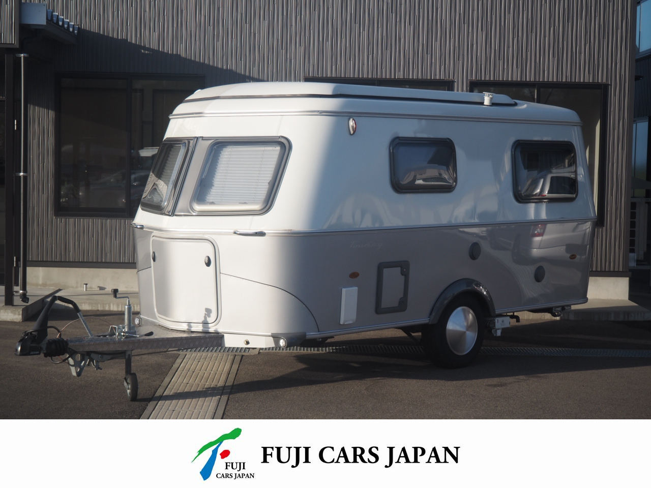 トレーラー ハイマー エリバツーリング430 要けん引免許