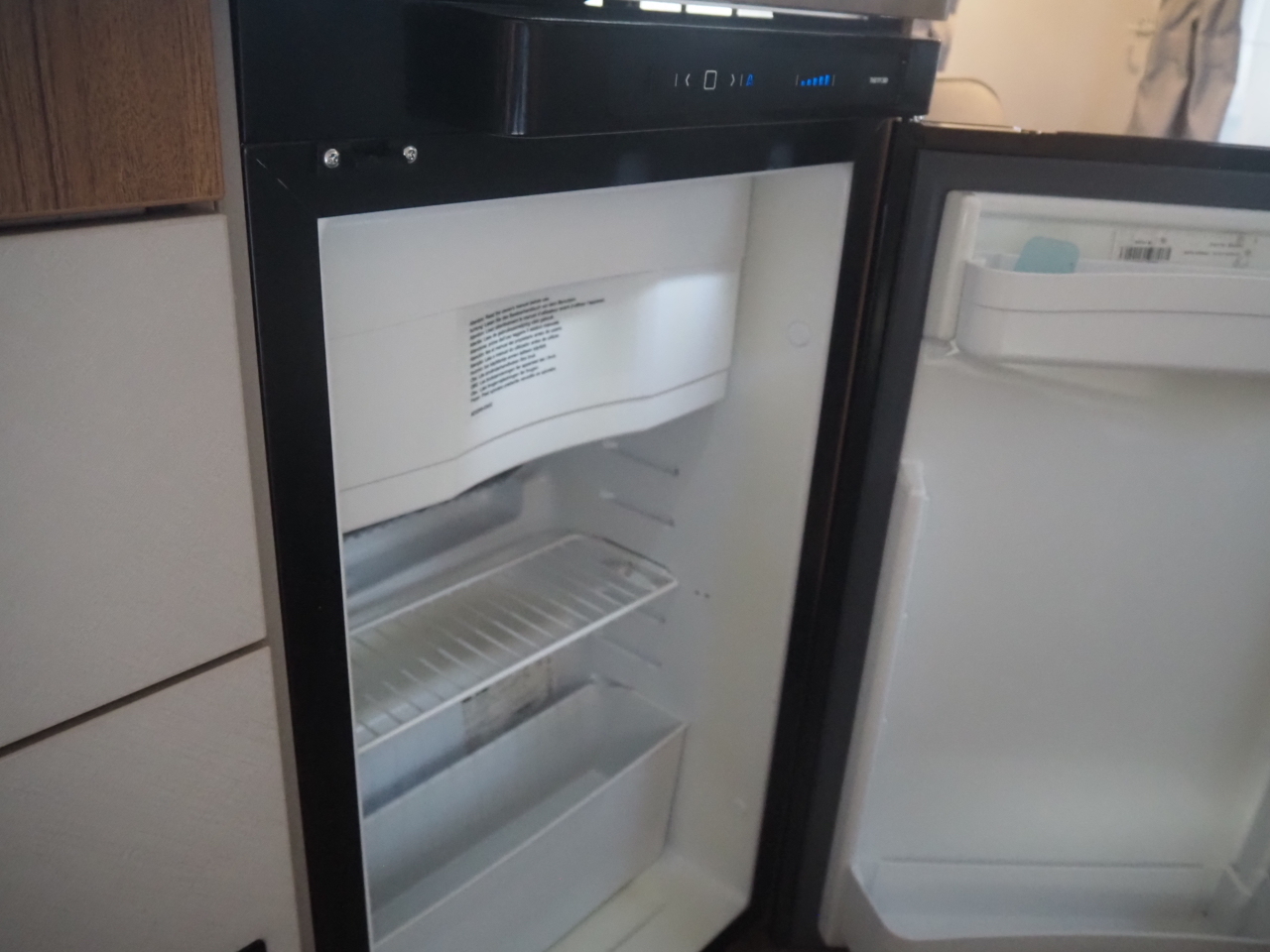 キャンピングカートレーラー