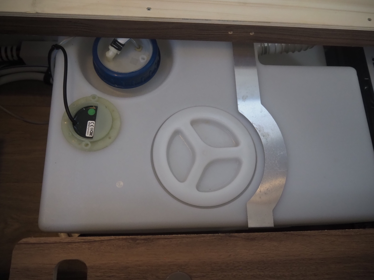 キャンピングカートレーラー