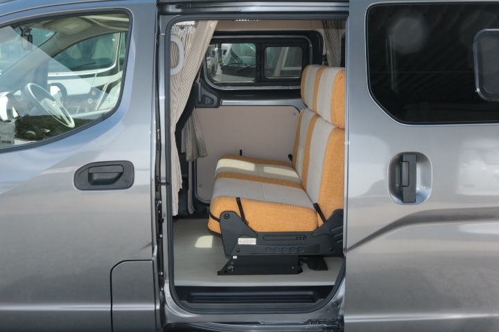 キャンピングカーバンコン