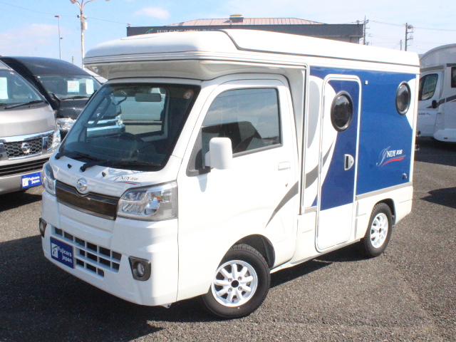 キャンピングカー軽キャンパー