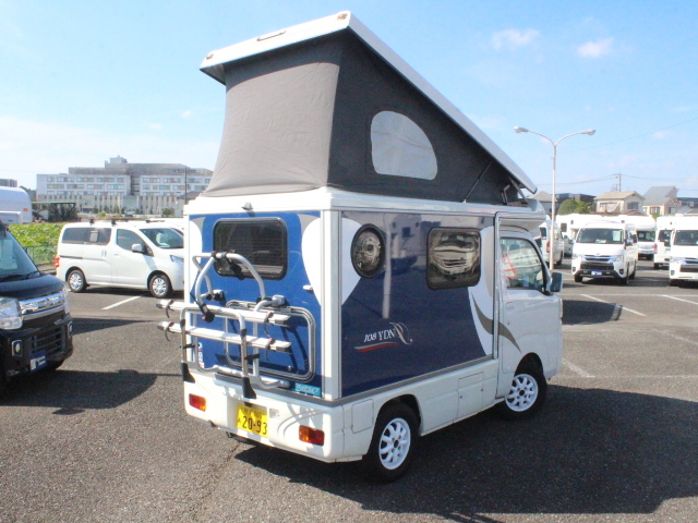 キャンピングカー軽キャンパー