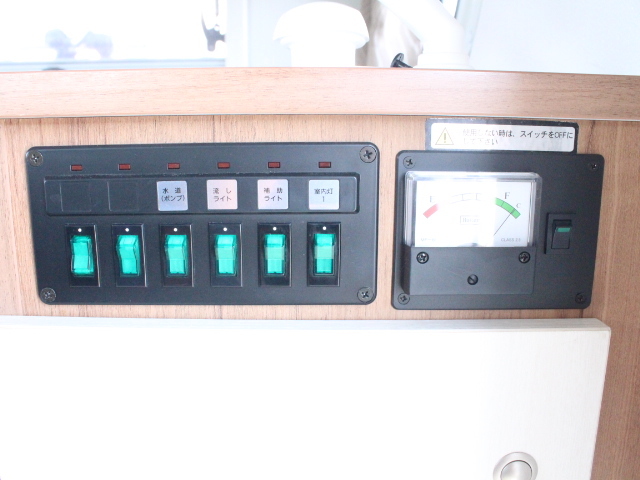 キャンピングカー軽キャンパー