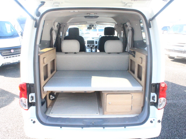 キャンピングカーバンコン