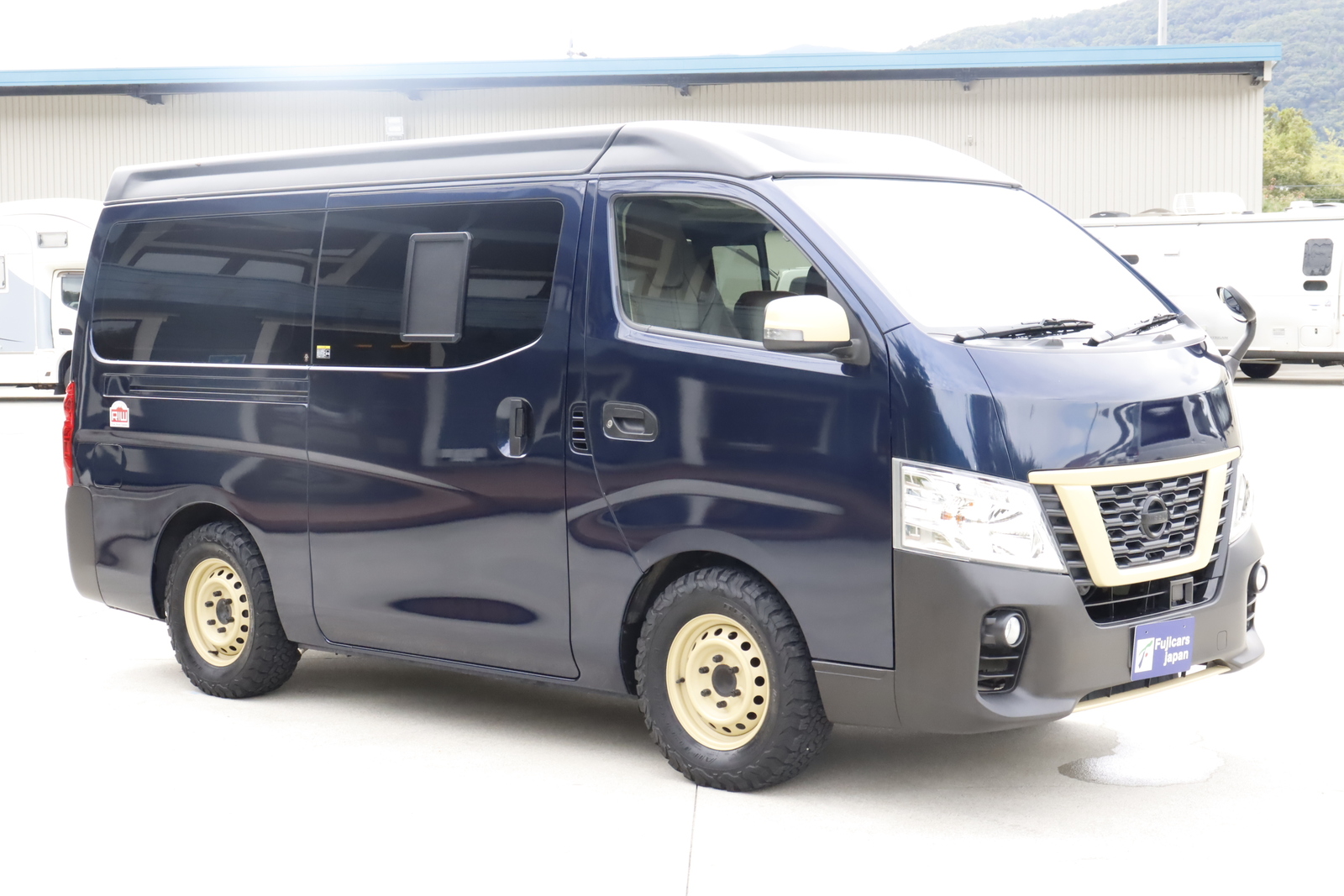 キャンピングカーバンコン