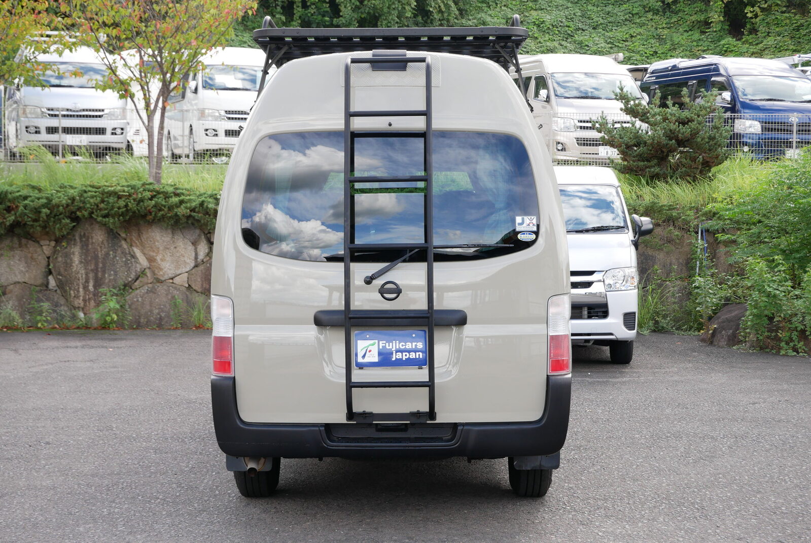 キャンピングカーバンコン