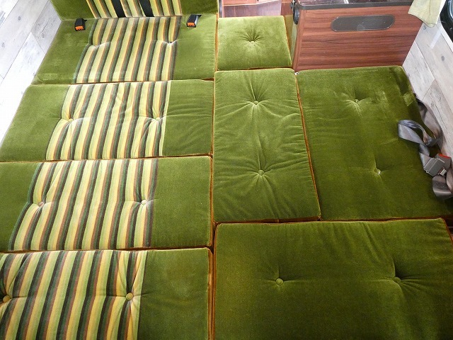 キャンピングカーキャブコン