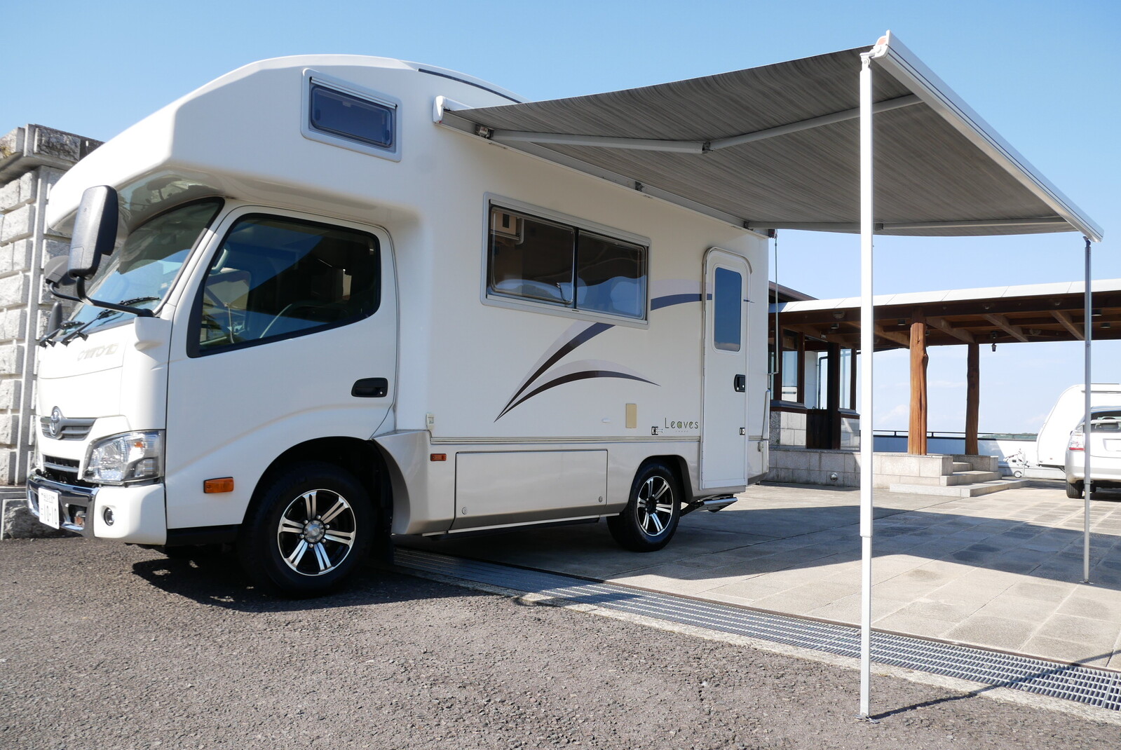 キャンピングカーキャブコン