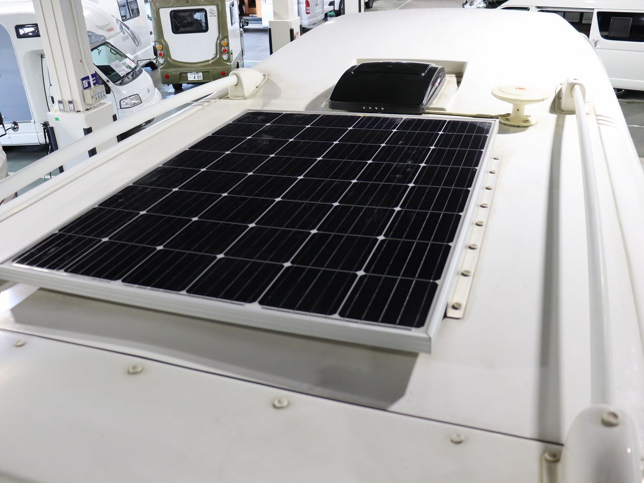 キャンピングカーキャブコン