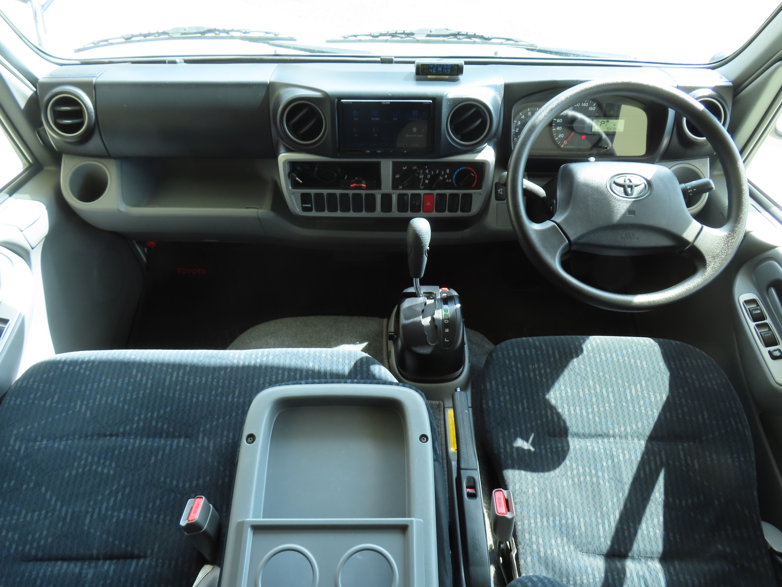 キャンピングカーキャブコン