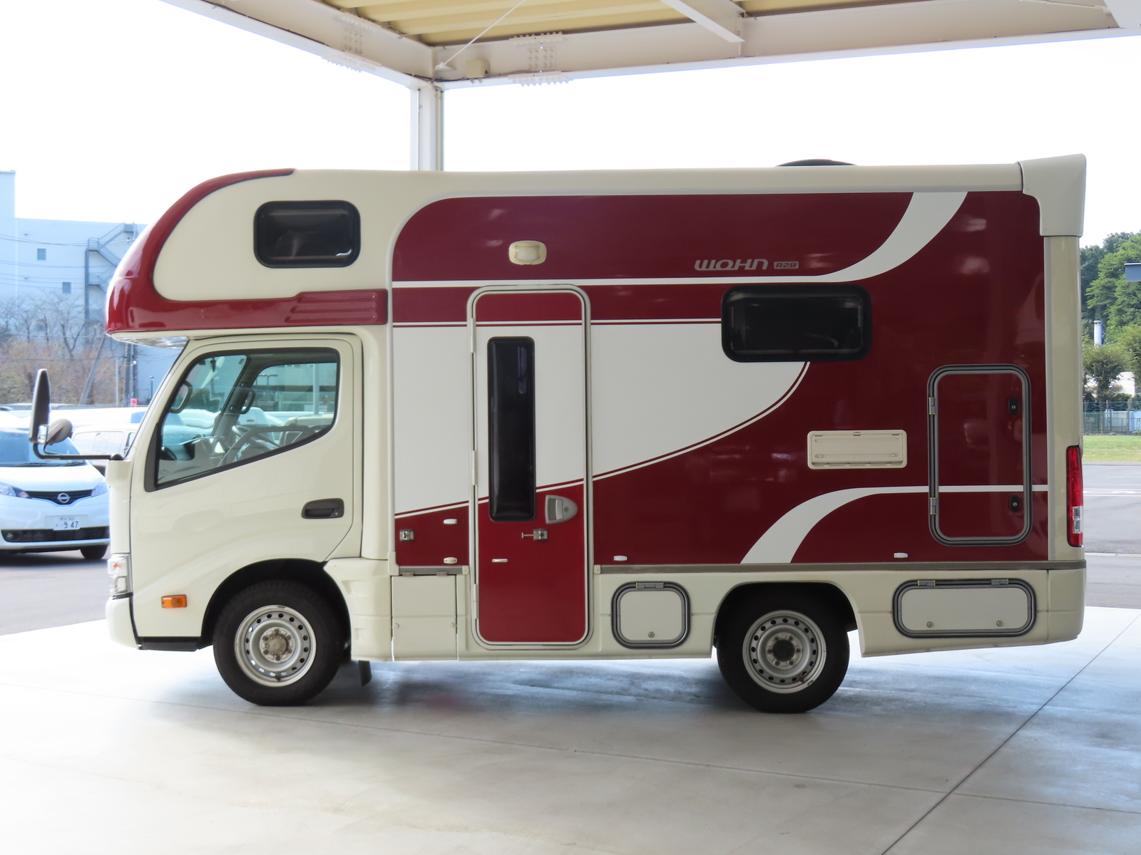 キャンピングカーキャブコン