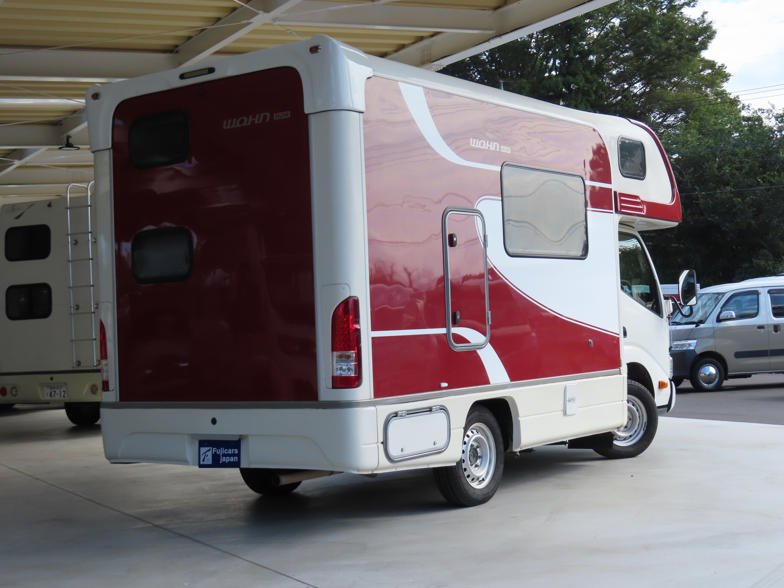 キャンピングカーキャブコン