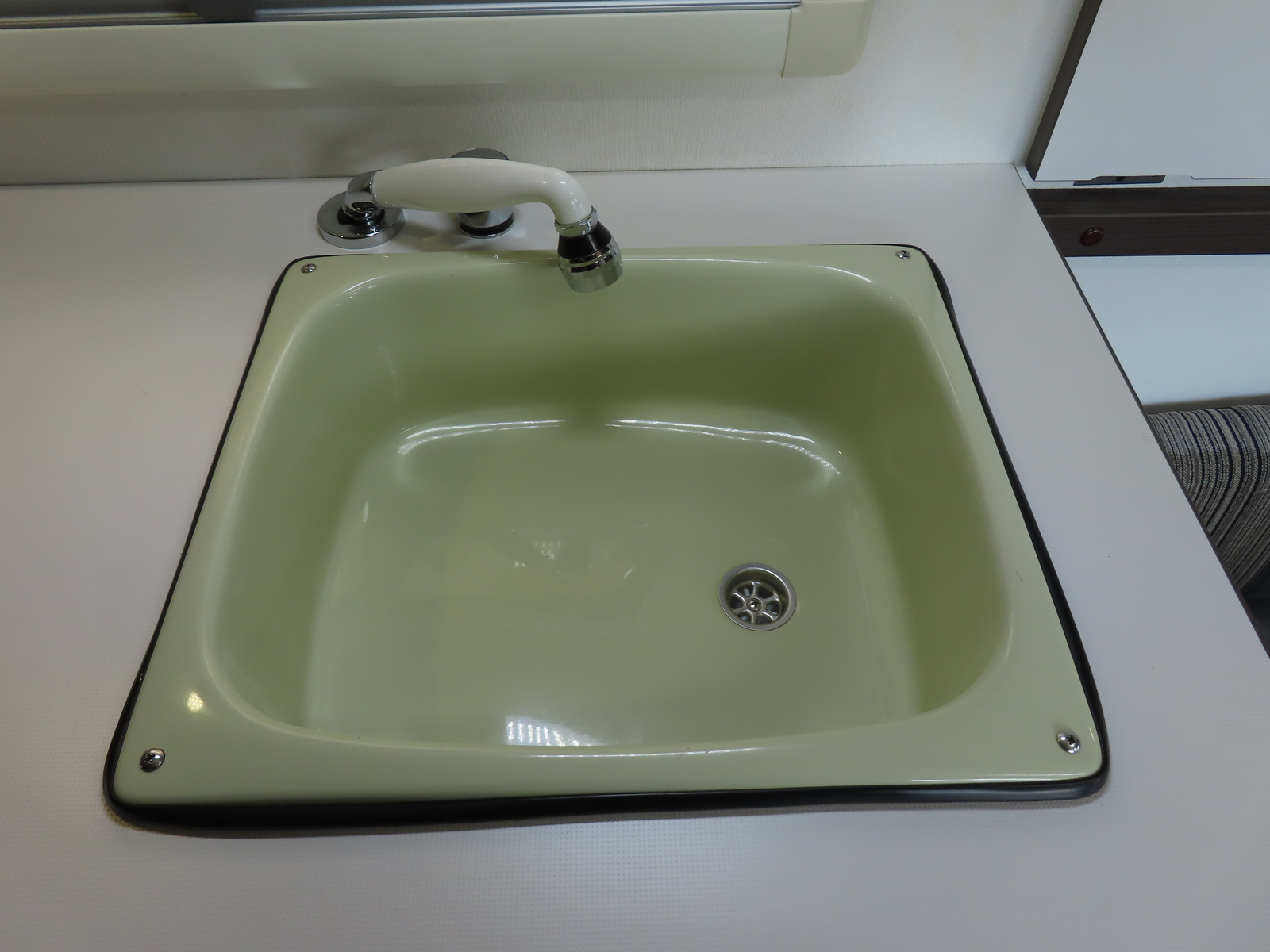 キャンピングカーキャブコン