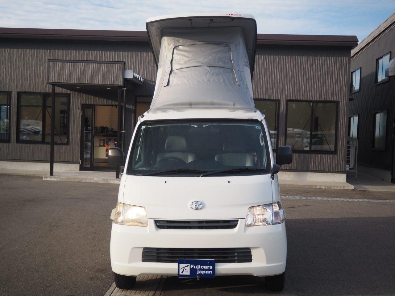 キャンピングカーバンコン