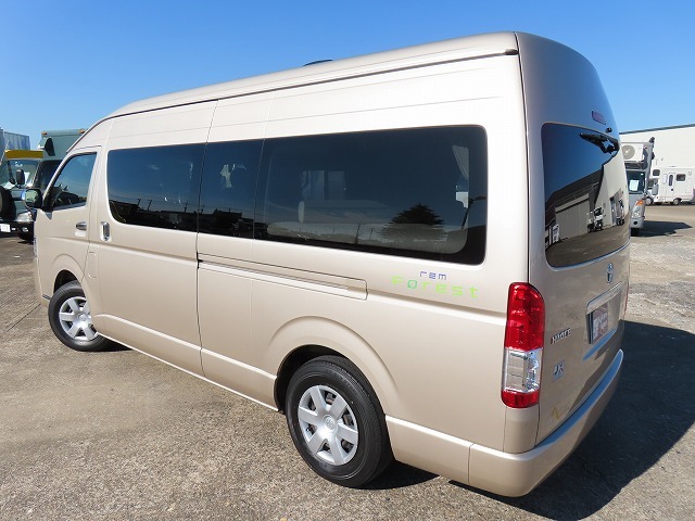 キャンピングカーバンコン