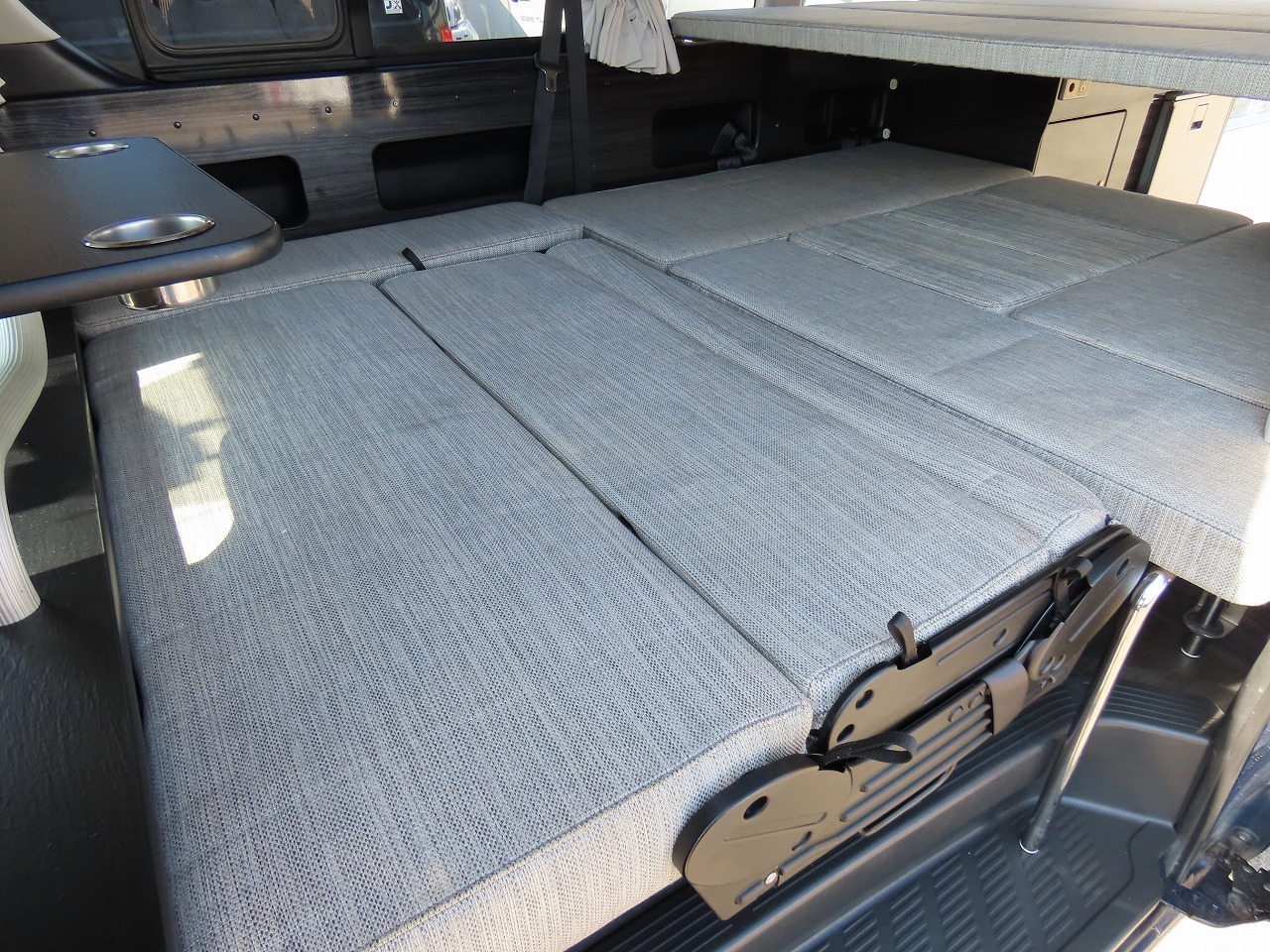 キャンピングカーバンコン