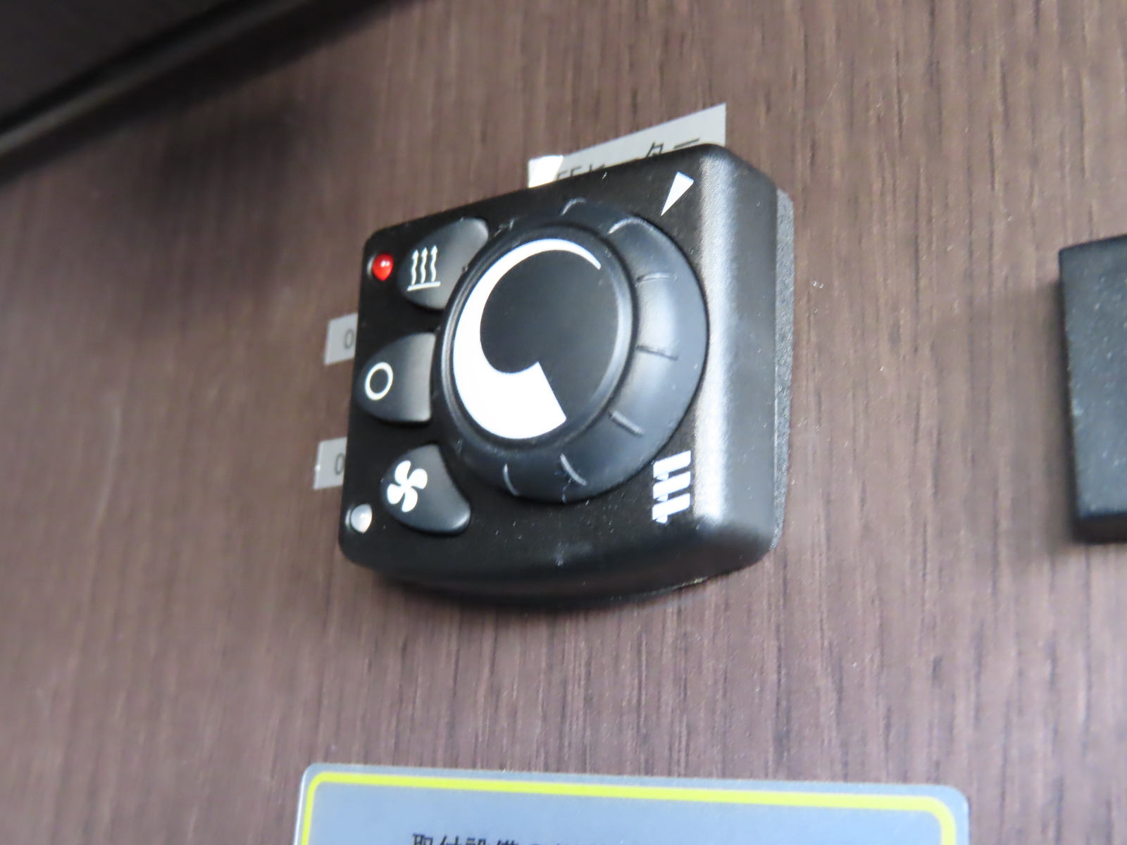 キャンピングカー軽キャンパー