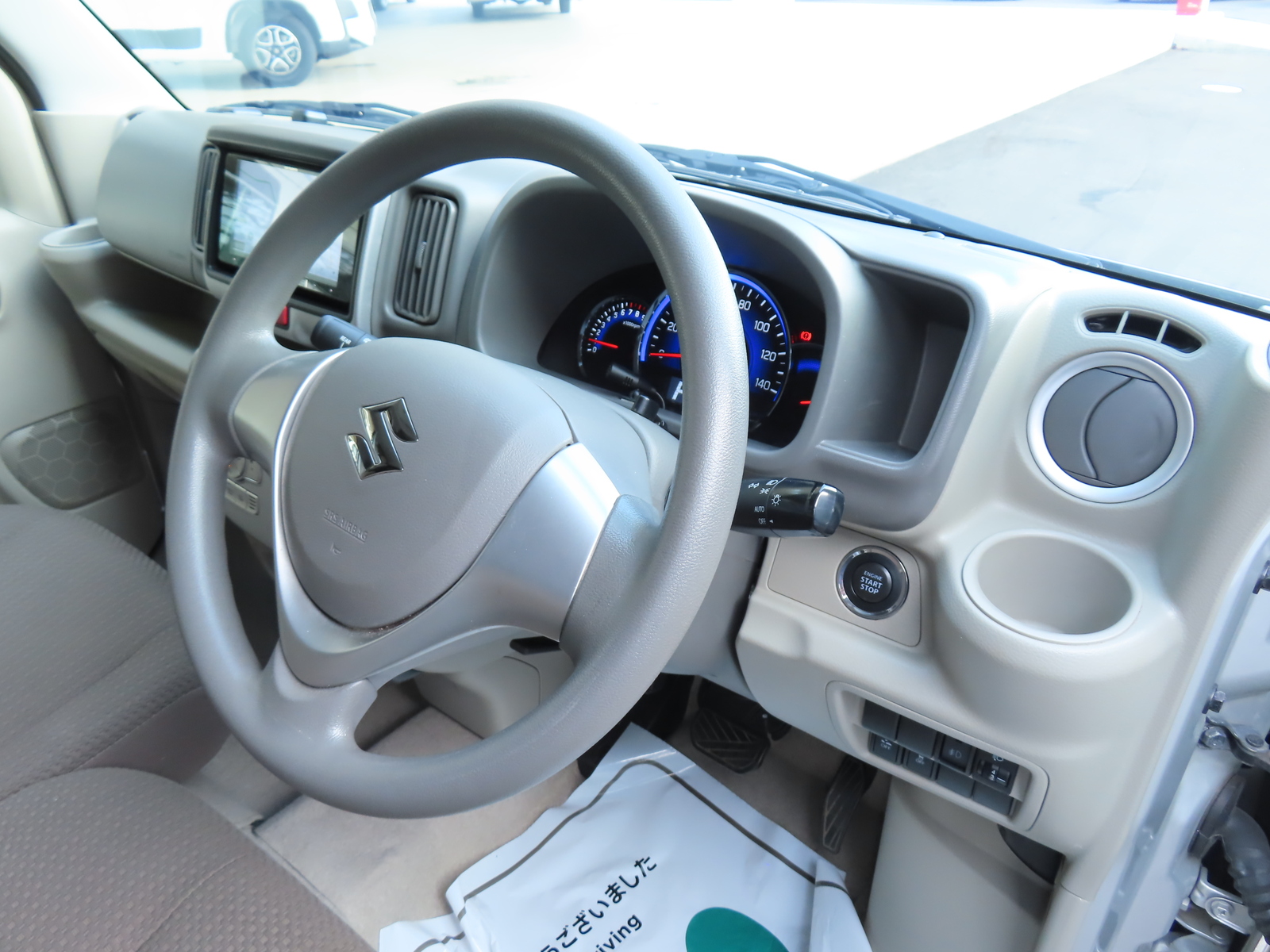 キャンピングカー軽キャンパー