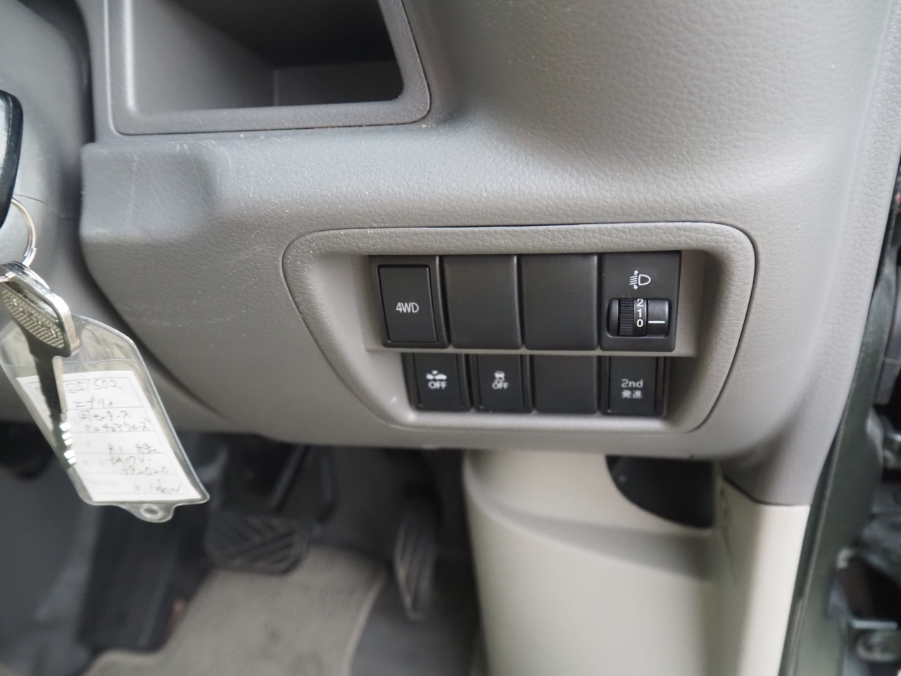 キャンピングカー軽キャンパー