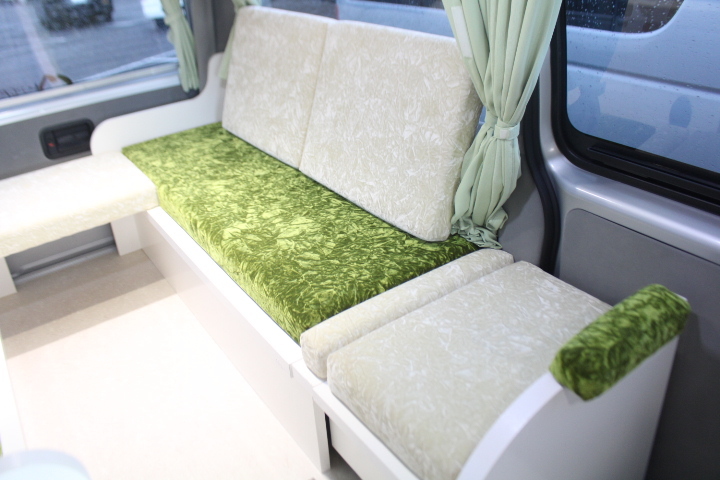 キャンピングカーバンコン