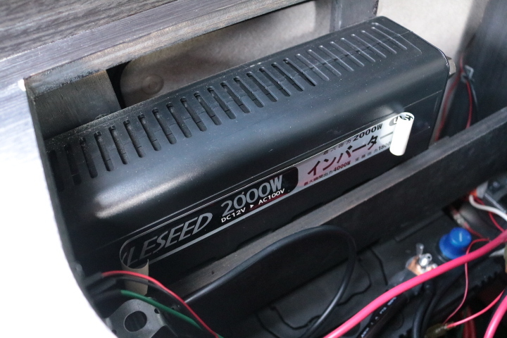 キャンピングカー軽キャンパー