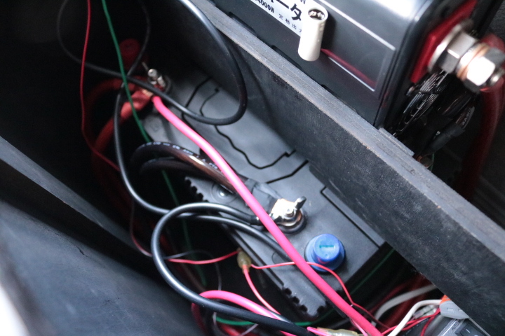 キャンピングカー軽キャンパー