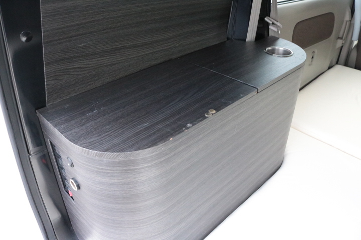 キャンピングカー軽キャンパー