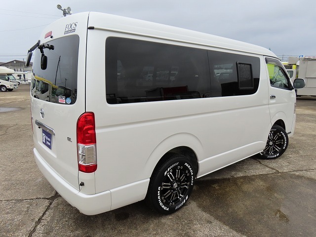 キャンピングカーバンコン