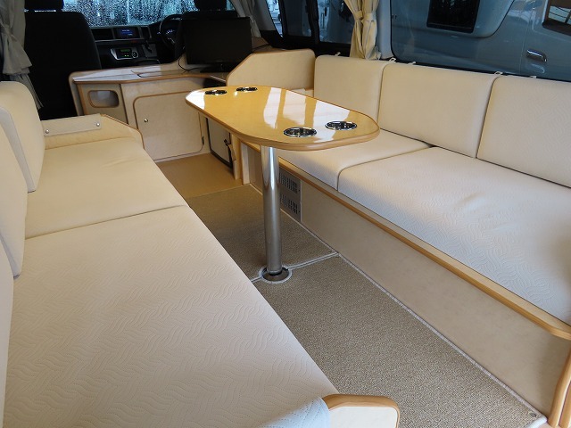 キャンピングカーバンコン