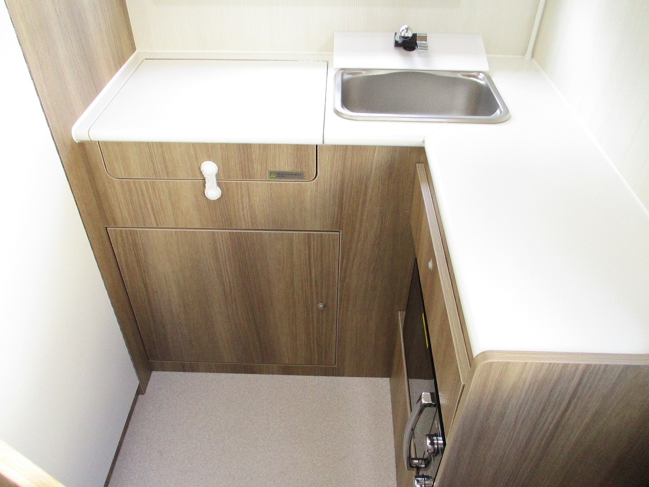 キャンピングカーキャブコン