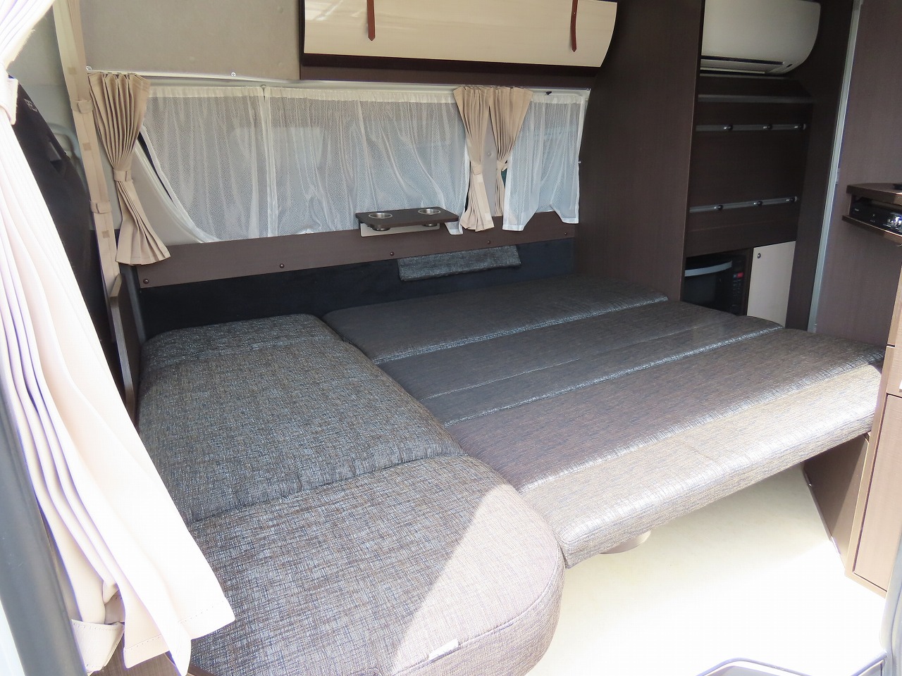 キャンピングカーバンコン