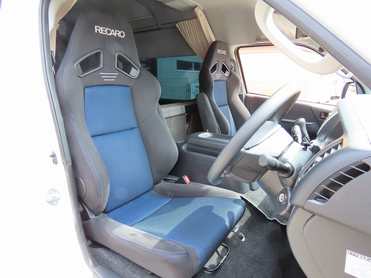 キャンピングカーバンコン