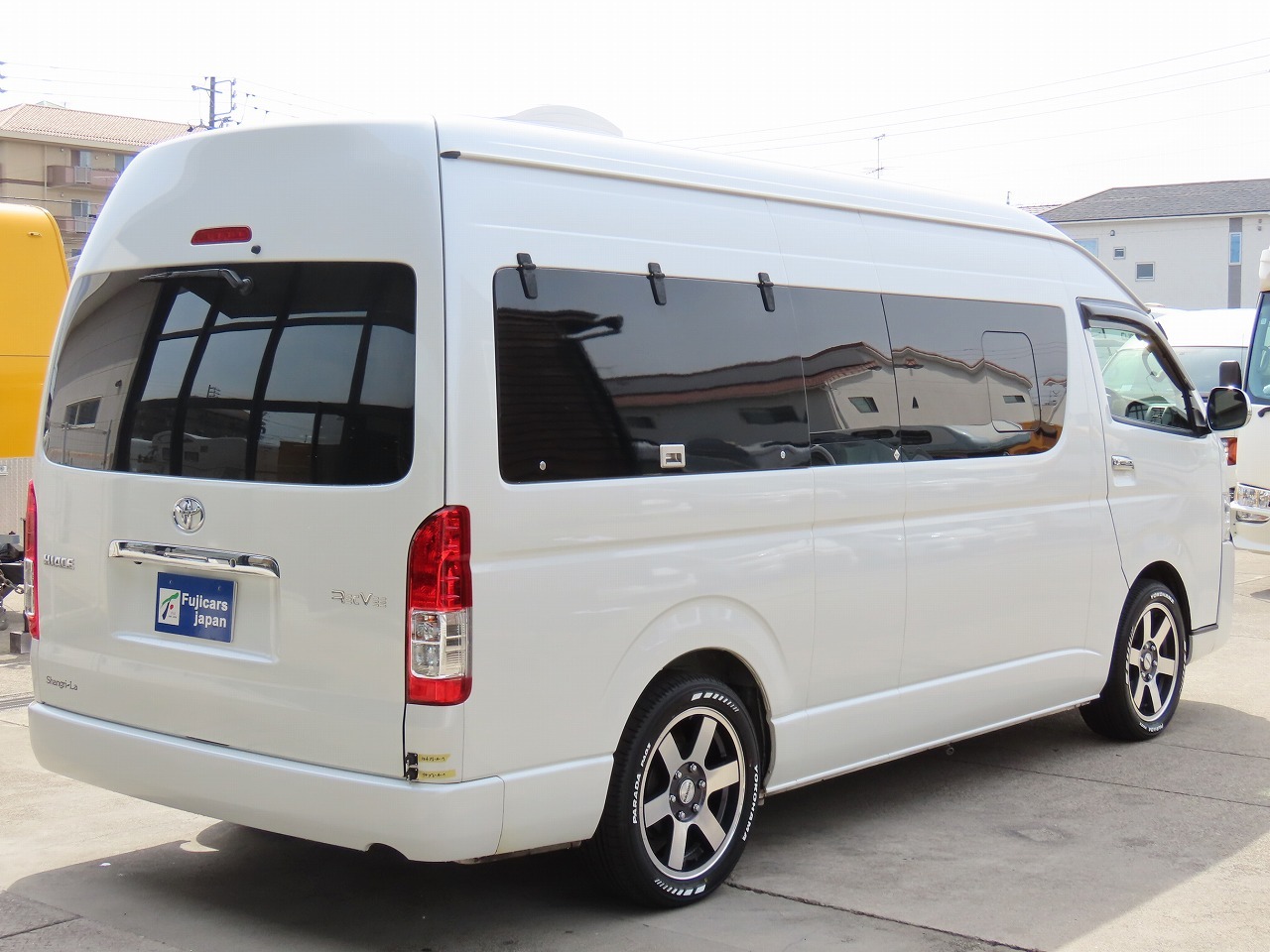 キャンピングカーバンコン