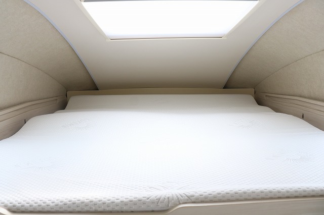 キャンピングカーキャブコン