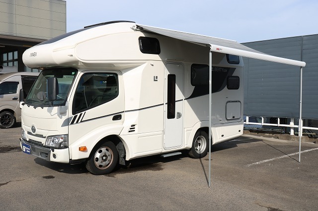 キャンピングカーキャブコン