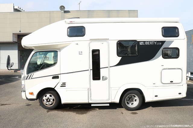 キャンピングカーキャブコン