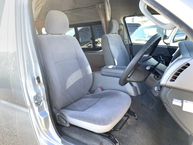 キャンピングカーバンコン