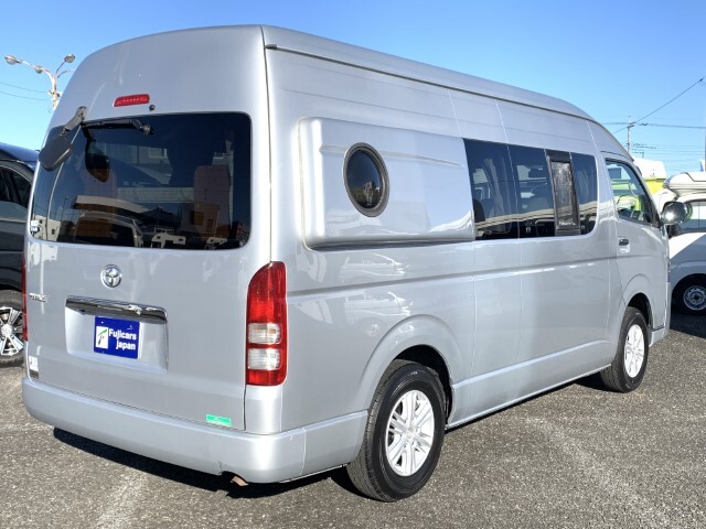 キャンピングカーバンコン