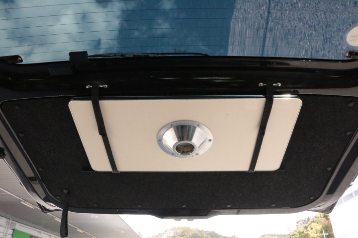 キャンピングカーバンコン