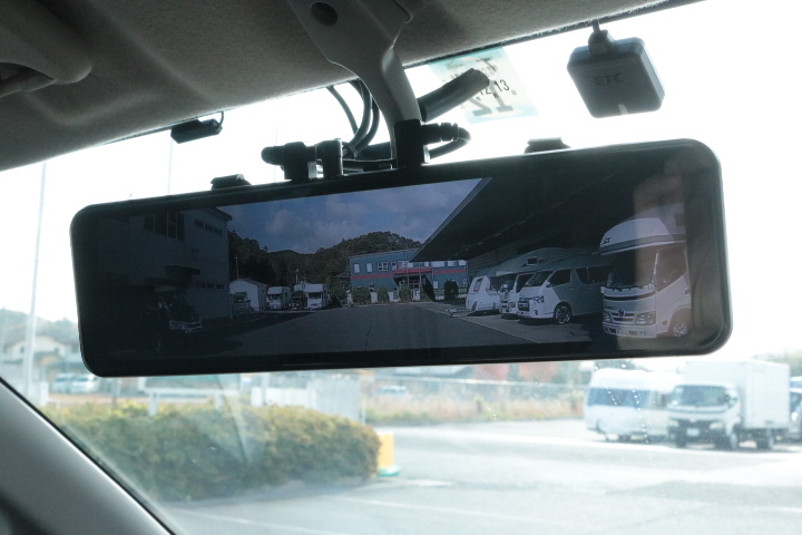 キャンピングカーバンコン