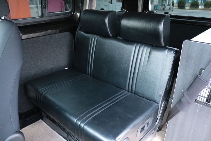 キャンピングカーバンコン