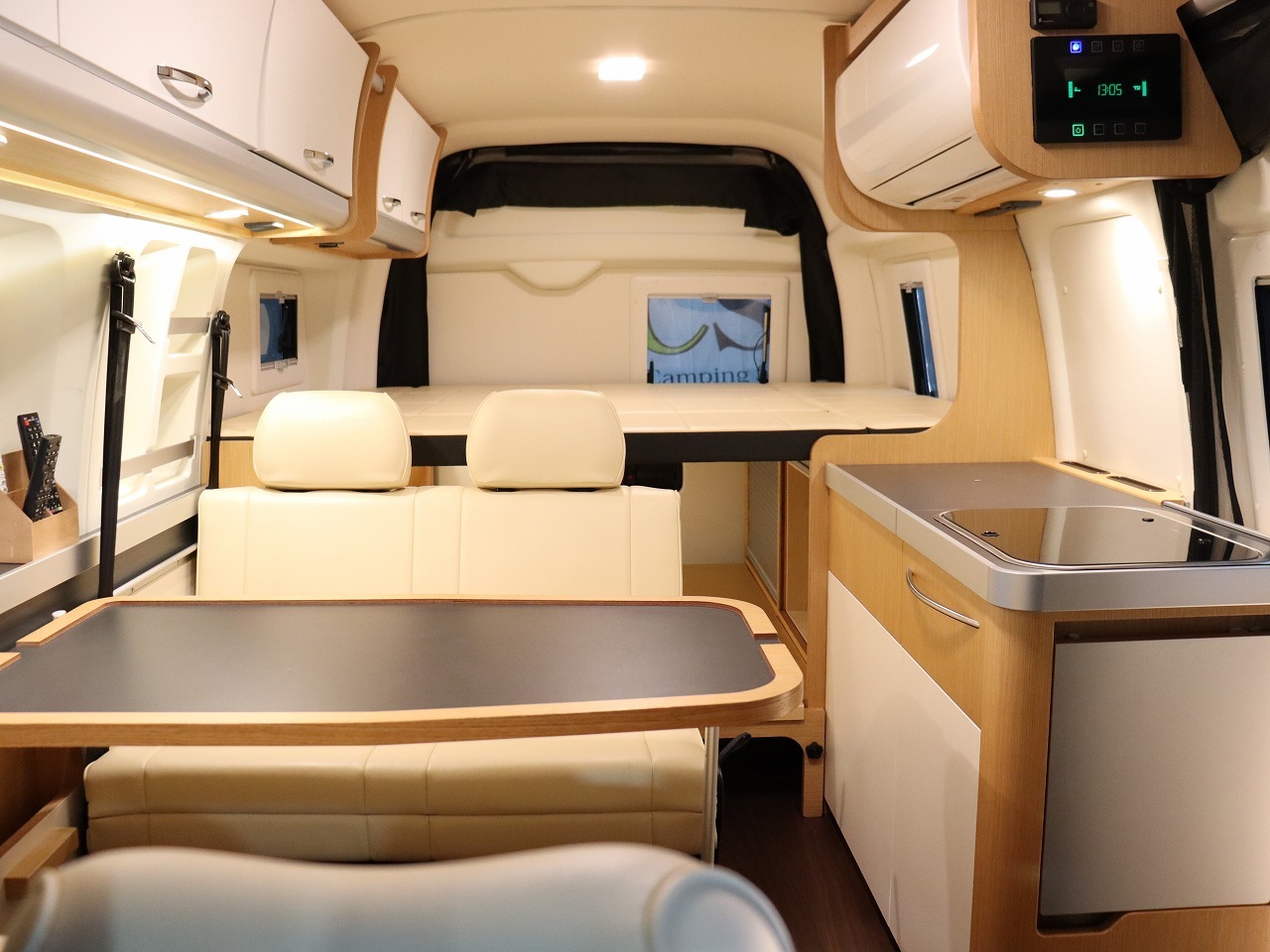 キャンピングカーバンコン