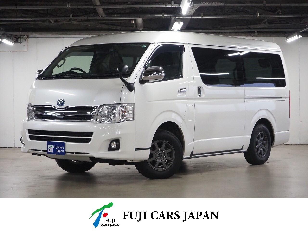 バンコン ハイエース ナッツRV トライアル タイプA 4WD　FF