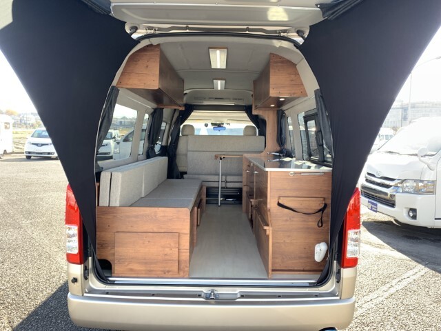 キャンピングカーバンコン