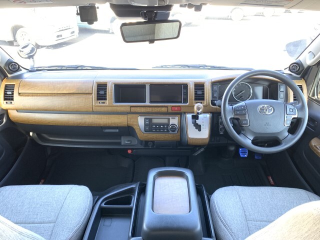 キャンピングカーバンコン