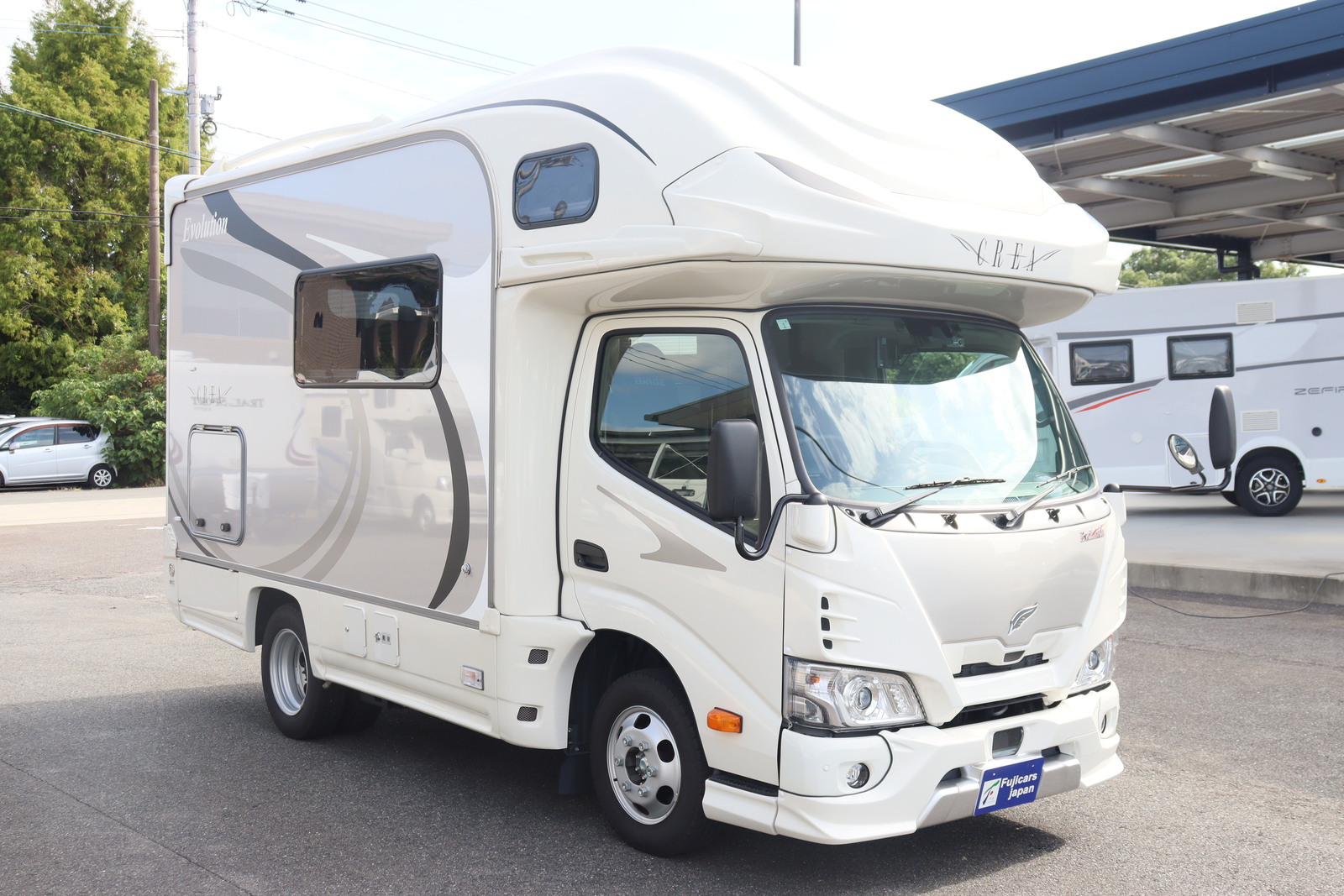 キャンピングカーキャブコン