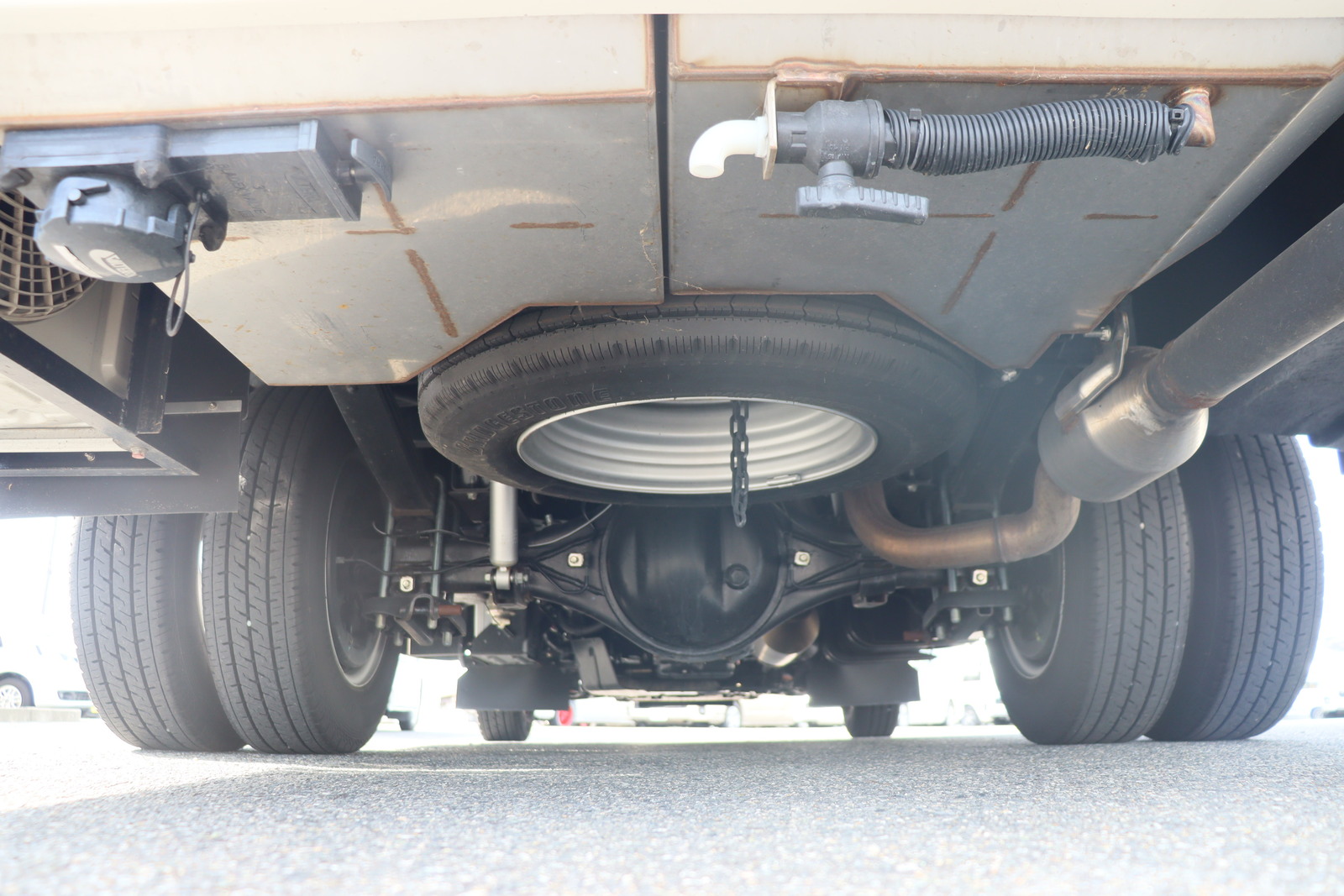 キャンピングカーキャブコン