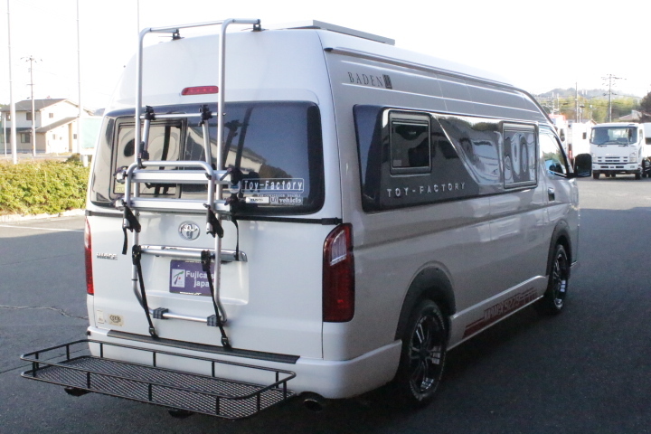 キャンピングカーバンコン